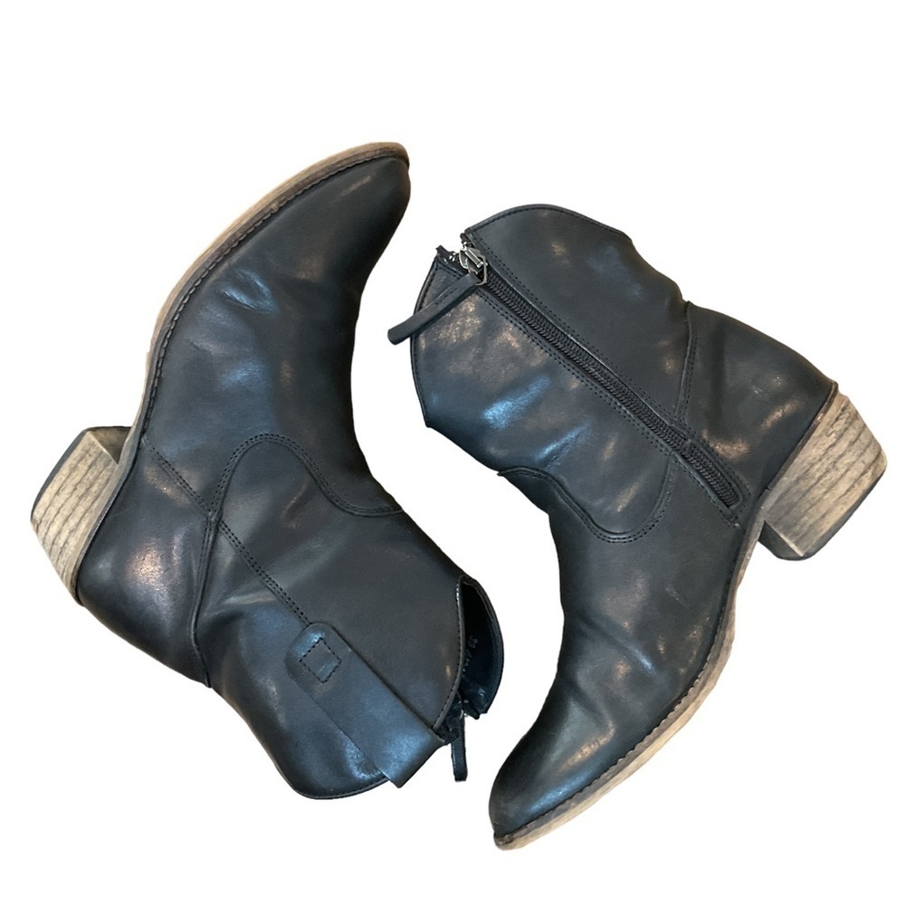 Taft black leather western ankle boots Size 39 EUC